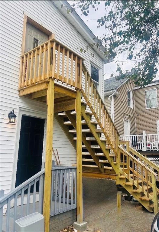 Building Photo - 17 What Cheer Ave