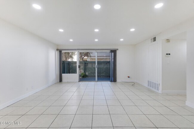 Building Photo - 5700 Etiwanda Ave