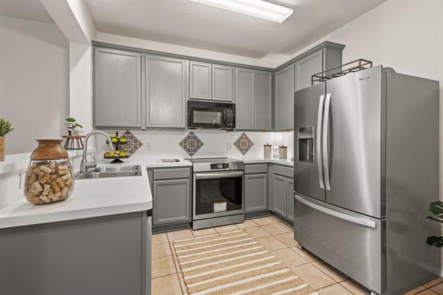 Building Photo - 4076 Kyndra Cir