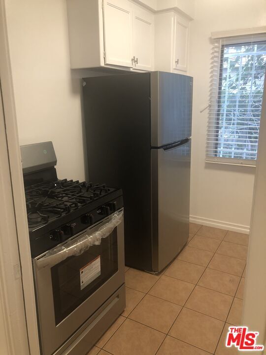 Building Photo - 8360 Blackburn Ave