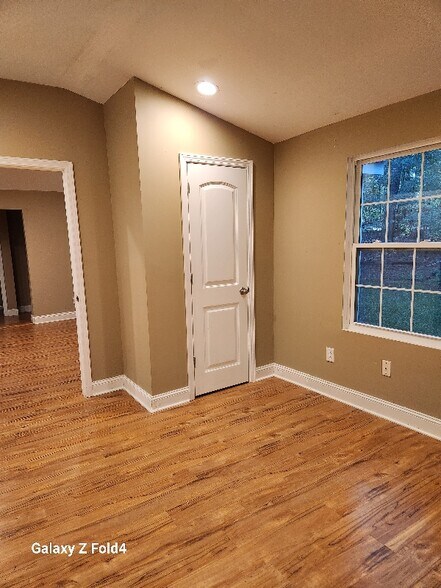 Building Photo - 4407 Winder Hwy