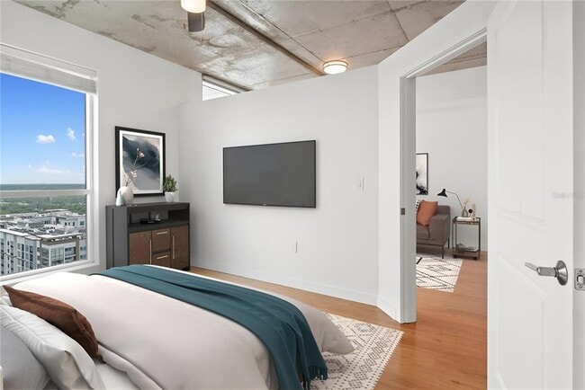 Building Photo - 101 Lake Ave