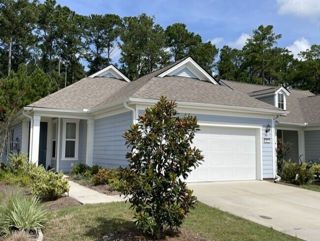 Building Photo - 802 Destiny Dr