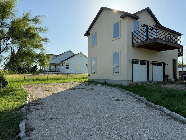 Building Photo - 1130 Black Ankle Rd