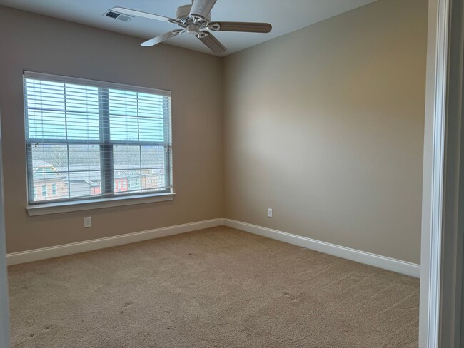 Building Photo - Luxury Townhome at The Enclave at Harpeth Village in Bellevue