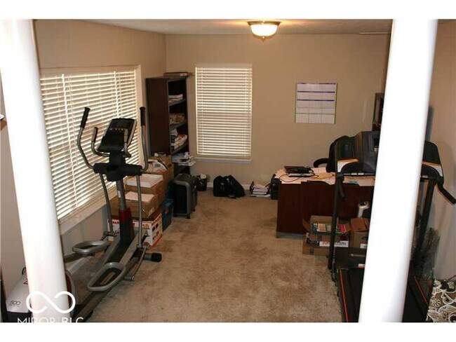 Building Photo - 11900 Riley Dr