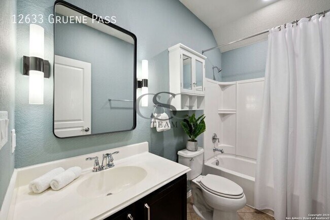 Building Photo - 12633 Gruene Pass