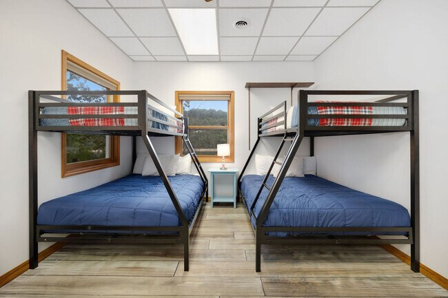 Building Photo - 814 County Rd 1524