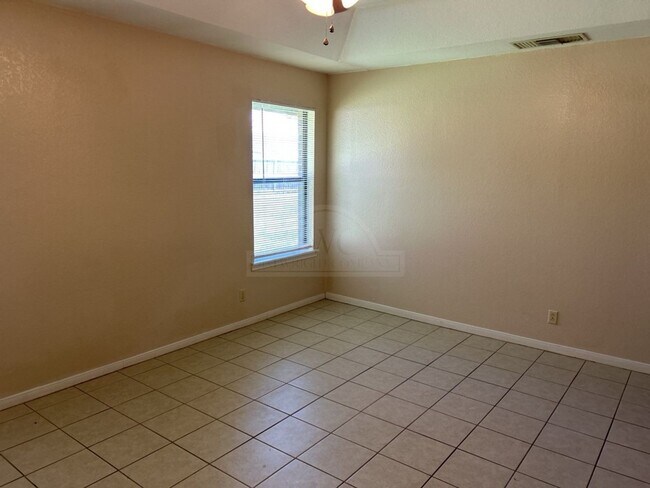 Building Photo - 101 Nancy Dr