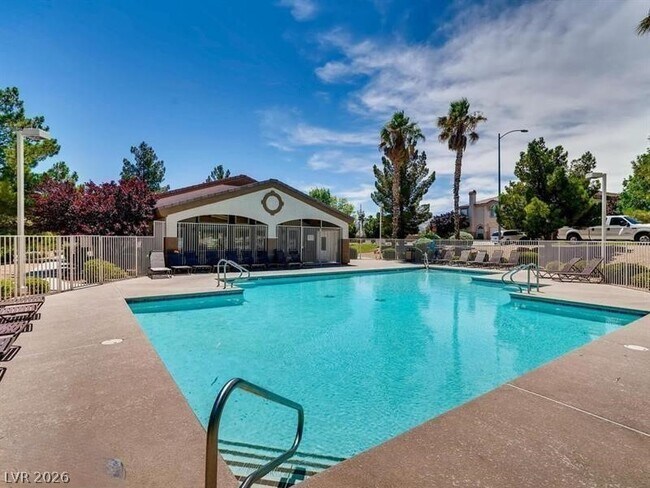 Building Photo - 1623 Cave Spring Dr