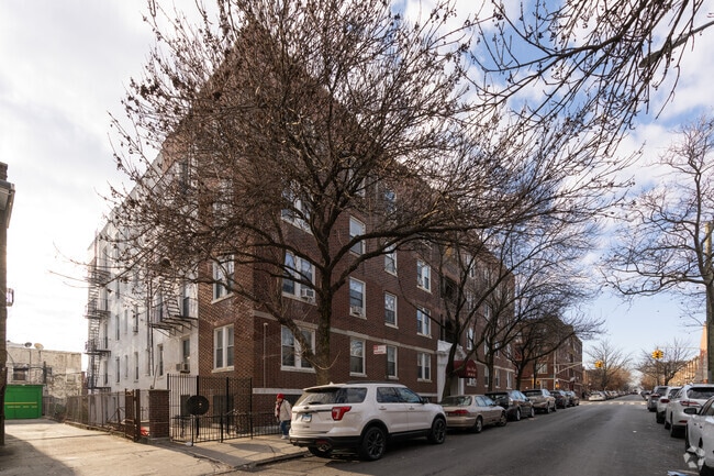 Building Photo - Linden Heights