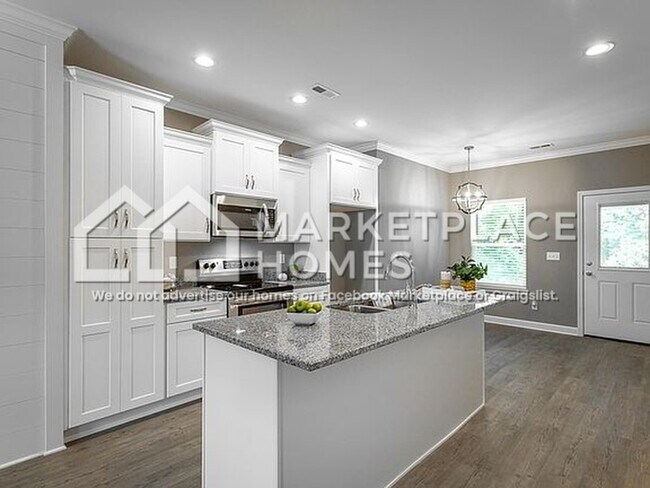 Building Photo - 1307 Vance Rd