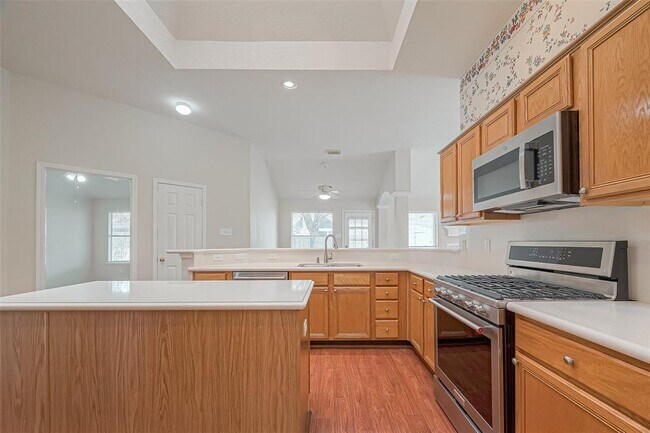 Building Photo - 18014 Still Springs Ct
