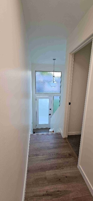 Building Photo - 922-928 E Fairclough Dr