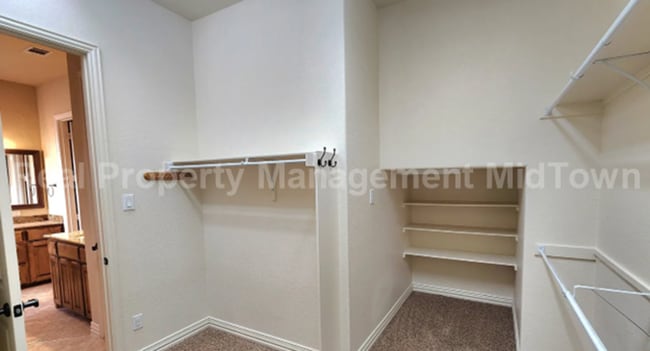 Building Photo - Well-Planned 4BR/3BA—Space for Guests, Off...