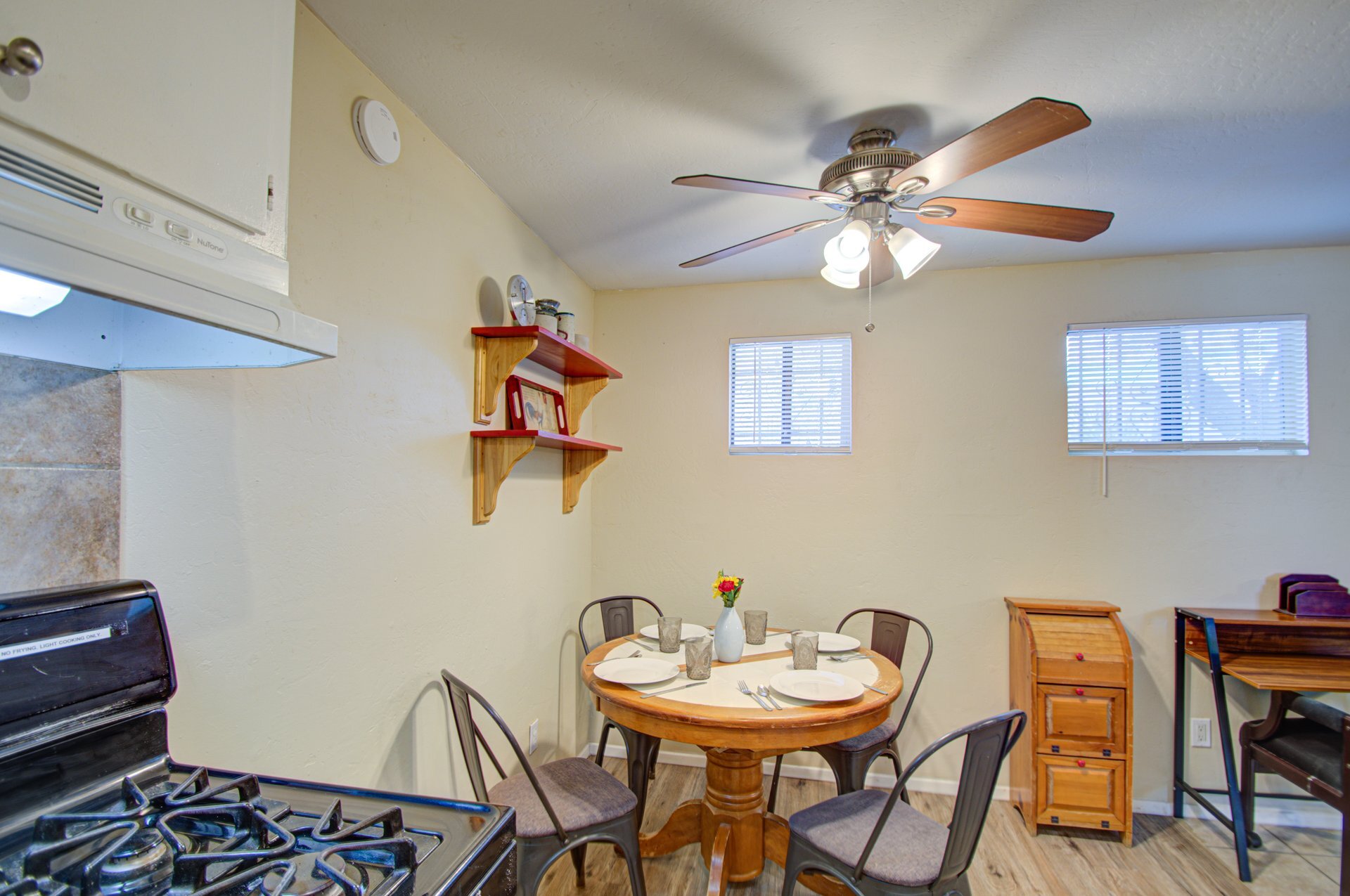 Building Photo - 328 N 12th St