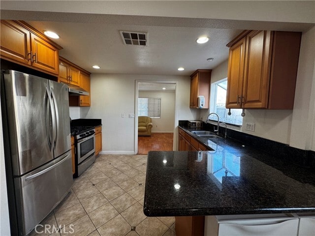 Building Photo - 4234 Center St