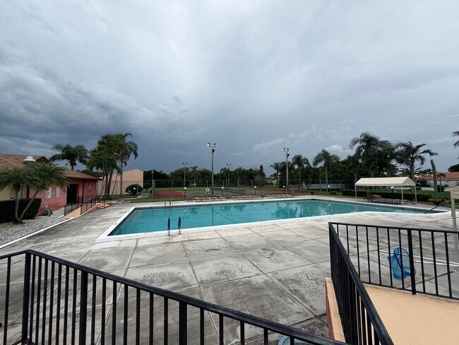 Building Photo - 4255 Willow Pond Cir