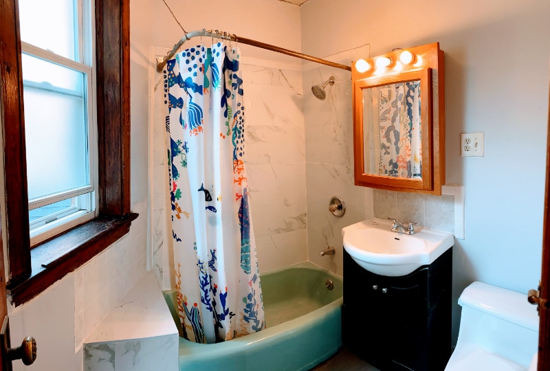 Building Photo - 3325 S Emerald Ave