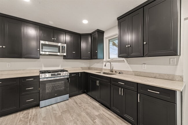 Building Photo - 11118 Stroud Dr