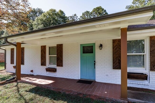 Building Photo - 145 VFW Dr