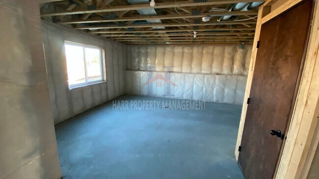 Building Photo - East Sioux Falls Twin Home