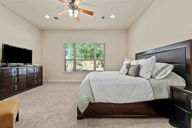 Building Photo - 10915 Hidden Caves Way