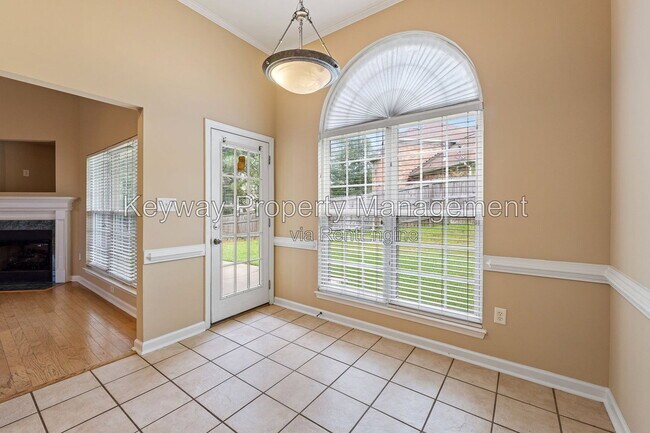 Building Photo - 803 Bell Springs Ct