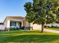 Building Photo - 1085 Northview Dr