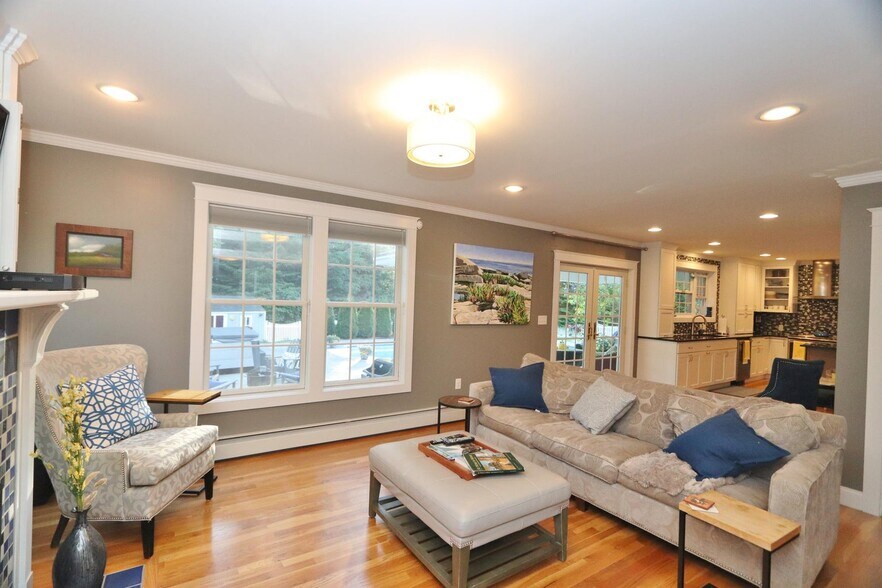 Building Photo - 46 Frances Dr