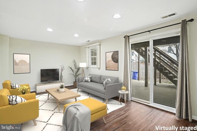 Building Photo - 9216 Burley Ln