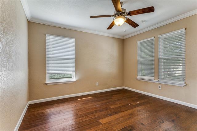 Building Photo - 8725 Hidden Hill Dr