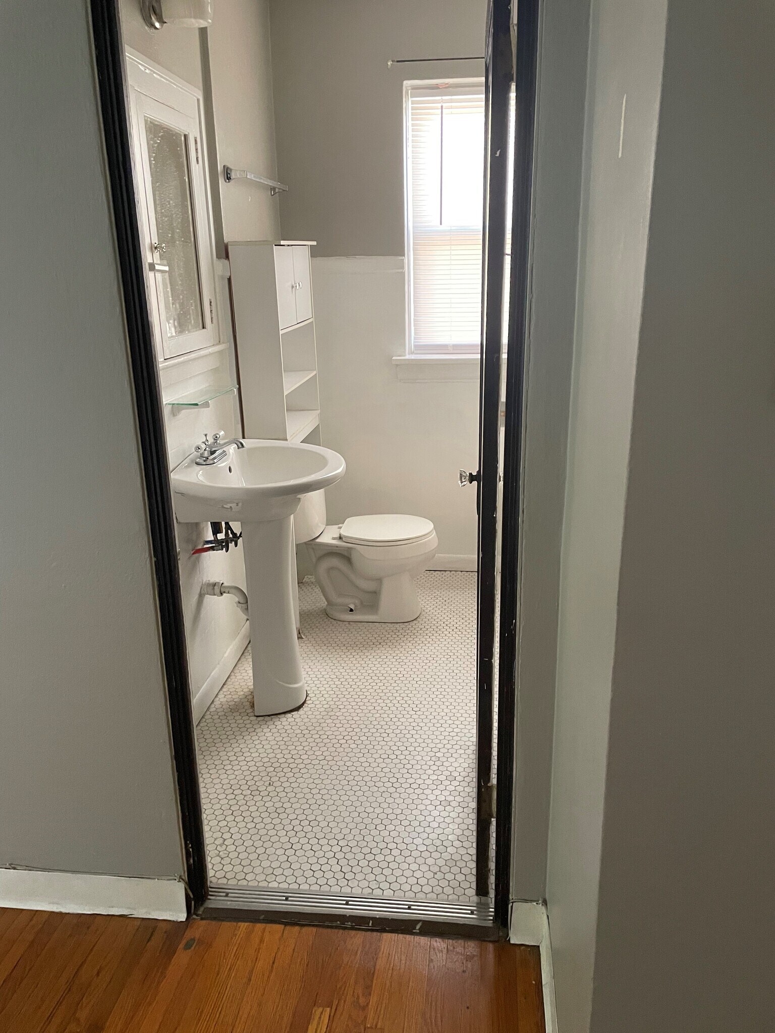 Building Photo - 6014 Arendes Dr