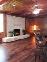 Building Photo - 298 W 23rd St