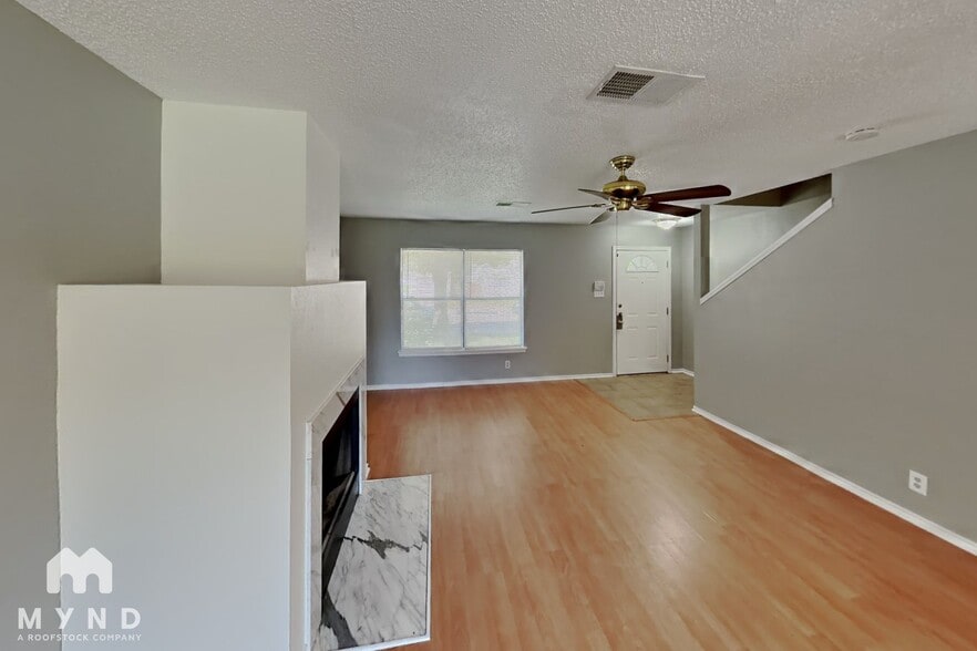 Building Photo - 3606 Cameron Springs