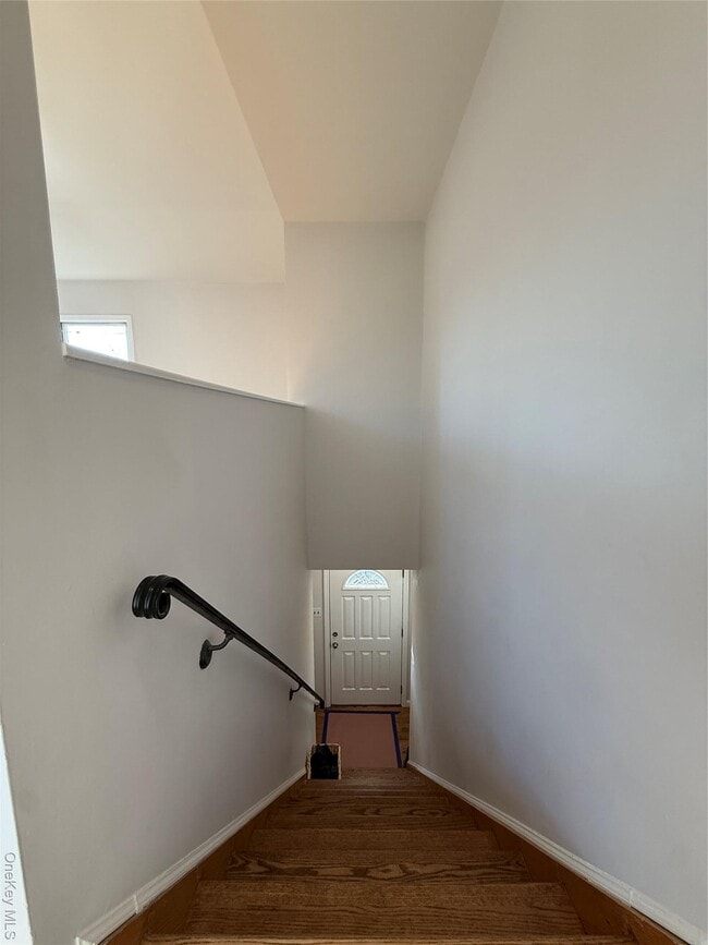 Building Photo - 130-09 58th Rd