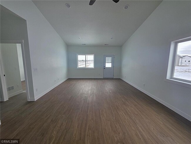 Building Photo - 1206 Poppy Ct