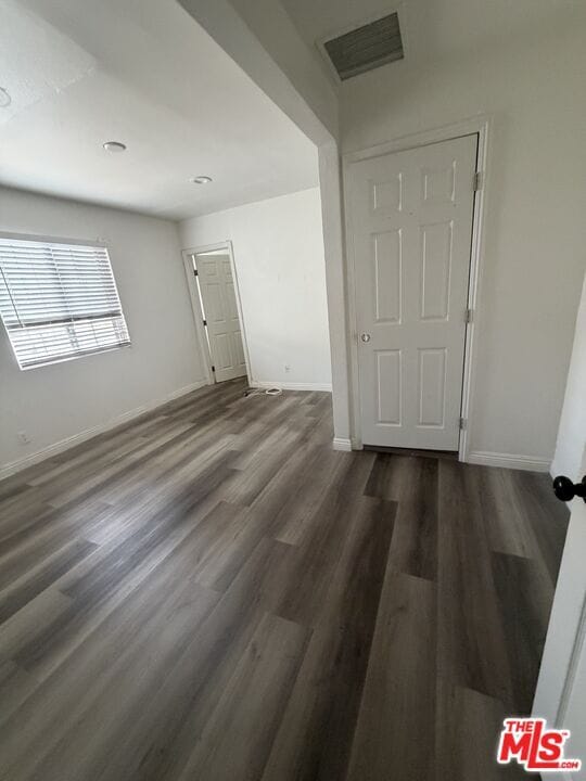 Building Photo - 626 E San Antonio Dr