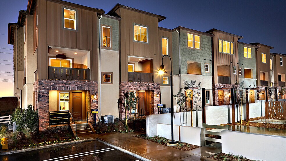 Building Photo - 7448 Solstice Pl