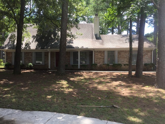 Building Photo - 15002 Glory Dr SE
