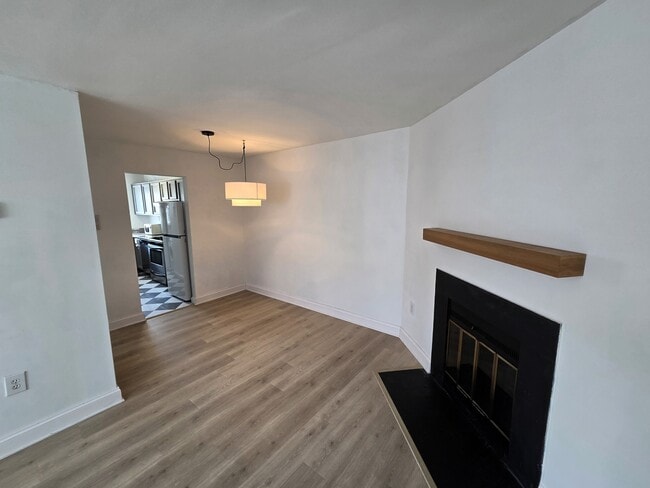 Building Photo - 2604 Tunlaw Rd NW