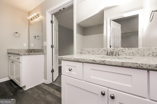 Building Photo - 1576 Norman Crossing