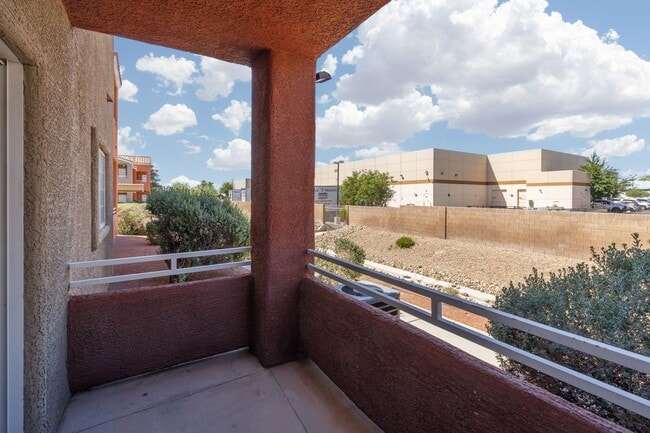 Building Photo - Two bedroom unit in gated NE community with pool