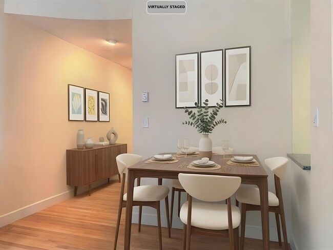 Building Photo - 425 Marlborough St