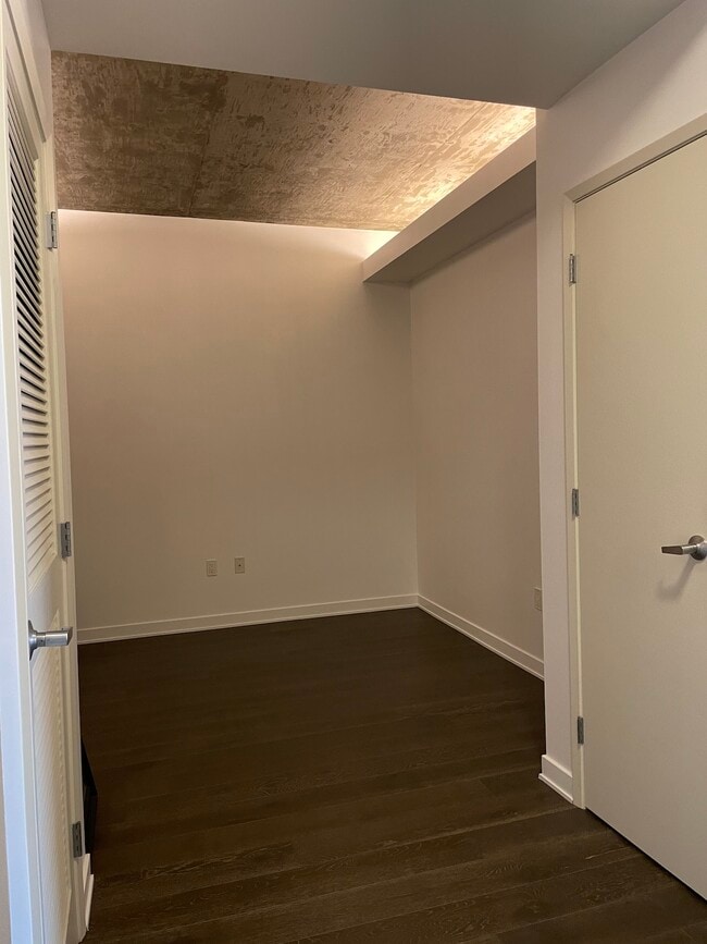 Building Photo - 311 2nd St