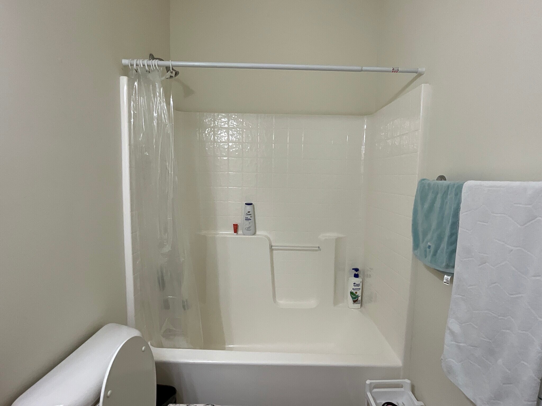 Building Photo - 747 Silver Stream Ln