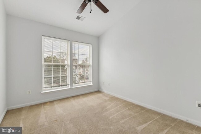 Building Photo - 12099 Wallower Way