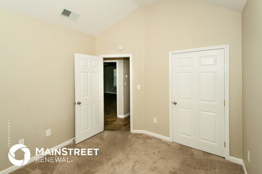Building Photo - 601 Meriweather Dr