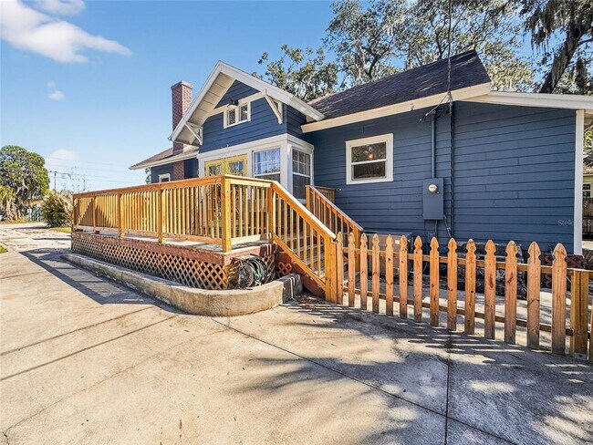 Building Photo - 1016 E Washington Ave