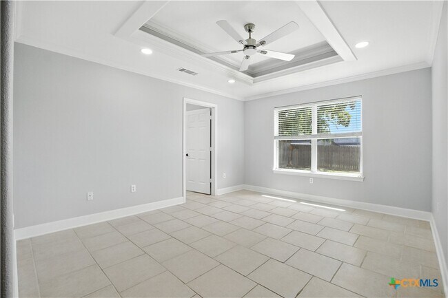 Building Photo - 4005 Midway Dr